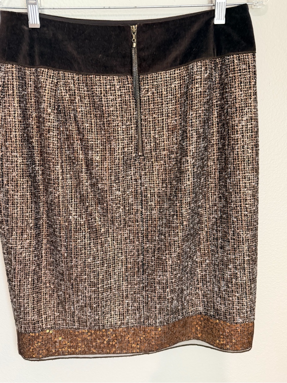 Magaschoni Metallic Tweed 2-Pc Skirt Suit Size 8 Gold Copper Sequin Trim - Picture 12 of 17